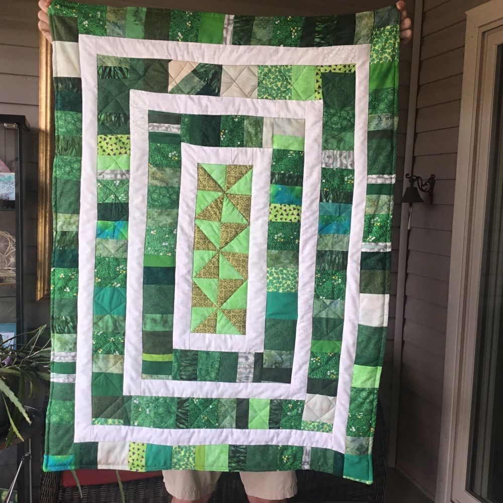 NWT. Hand Crafted Green and White Quilt